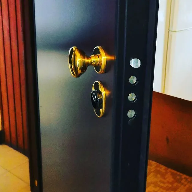 Ouverture de porte, Grenoble, Fontaine serrurerie